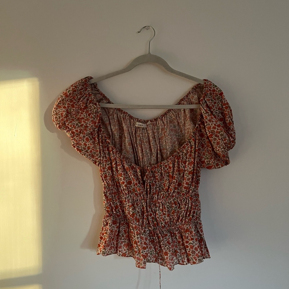 Doen Floral Puff Sleeve Top - Red and White